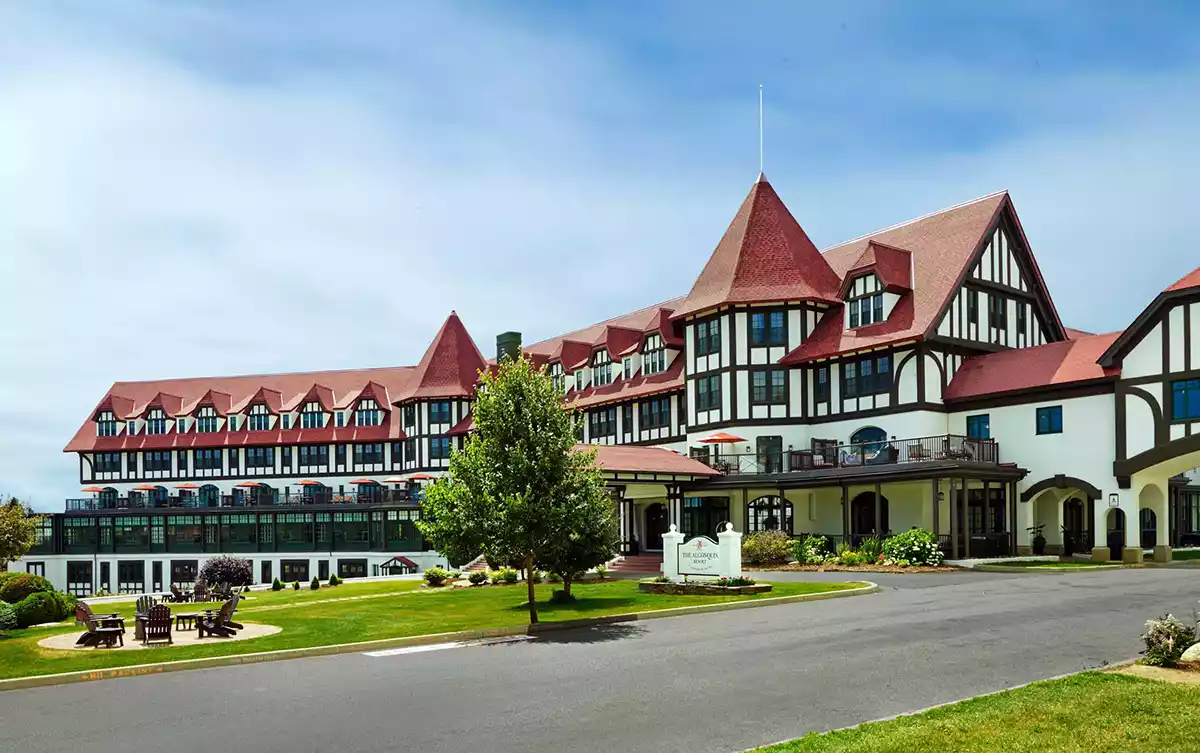 Picture of hotel done using EIFS - EIFS Council of Canada
